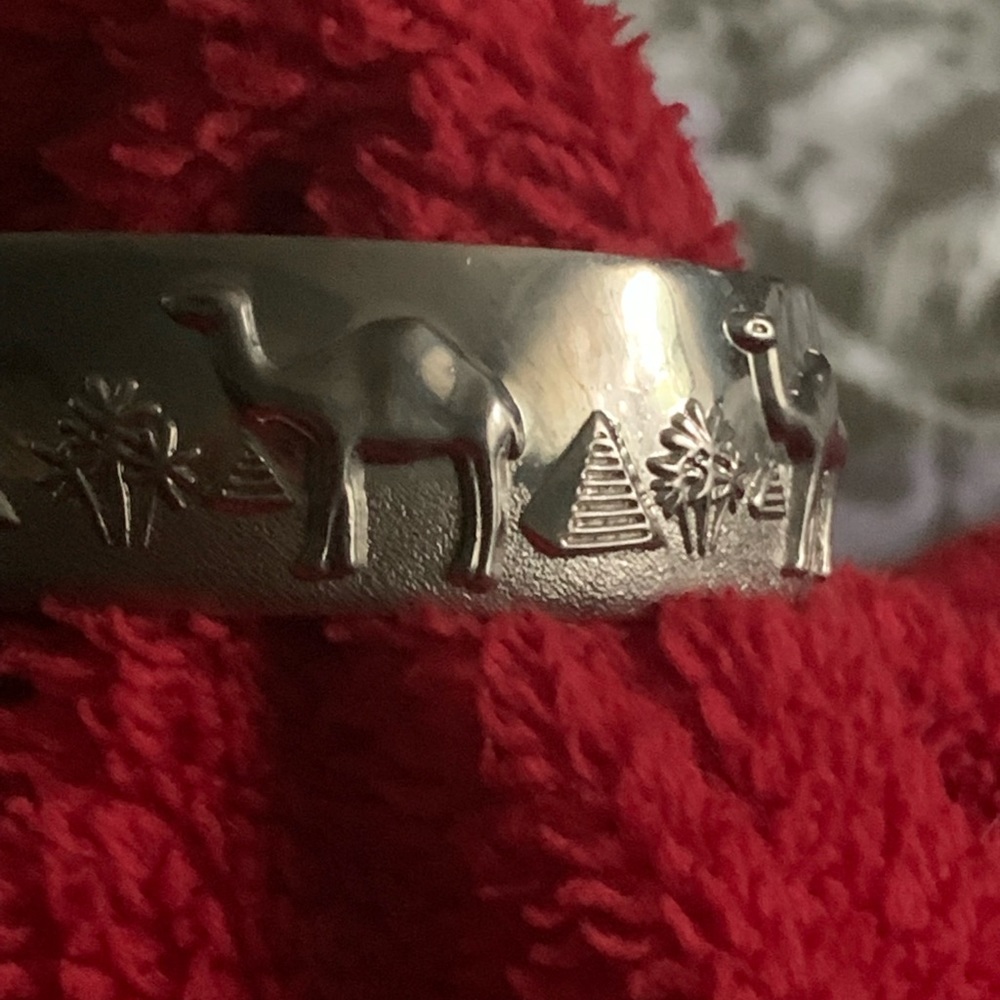 Bracelet - Picture 2 of 3
